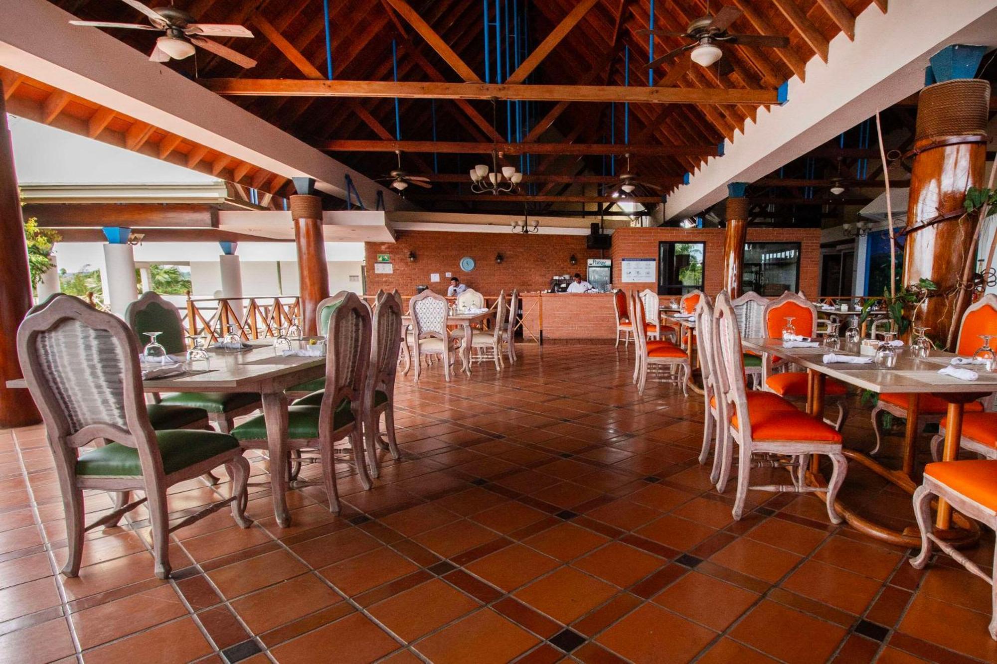 Hotel Faranda Guayacanes, A Member Of Radisson Individuals Chitré Exterior foto